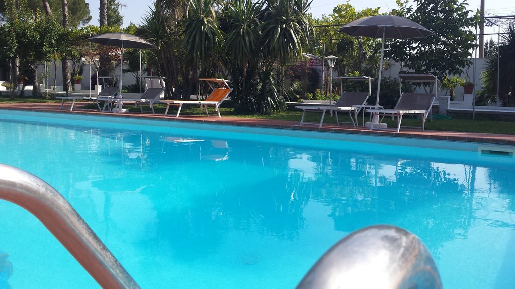 Borgo Fiore Country House Salice Salentino Dış mekan fotoğraf