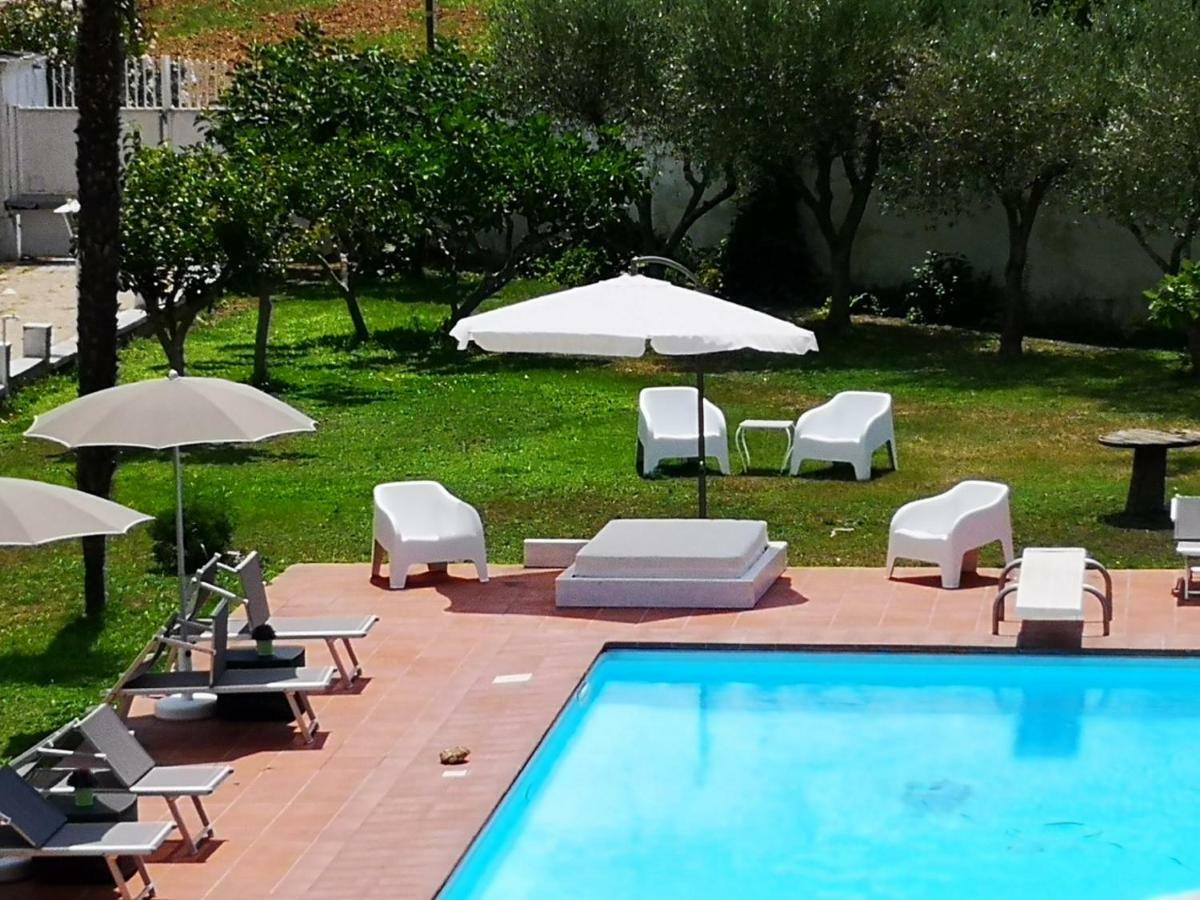 Borgo Fiore Country House Salice Salentino Dış mekan fotoğraf