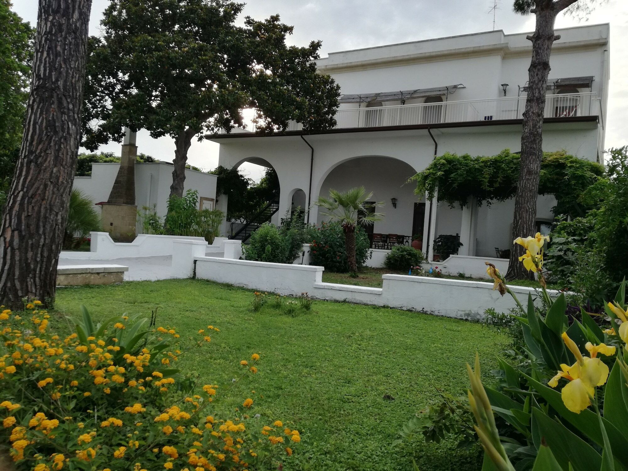 Borgo Fiore Country House Salice Salentino Dış mekan fotoğraf